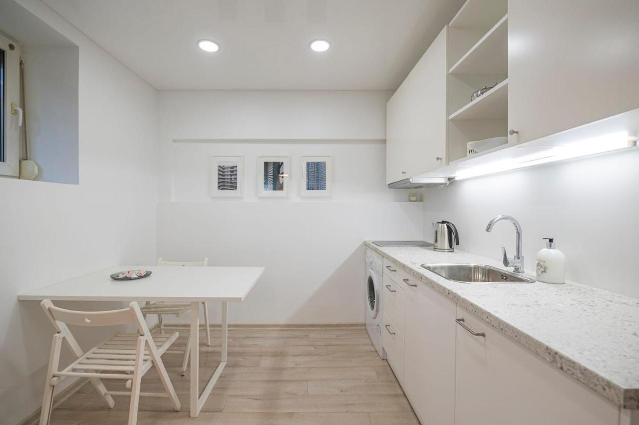 Kepezinski Centre Apartments Каунас Экстерьер фото